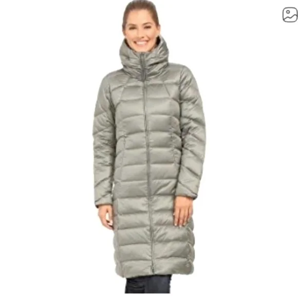Patagonia Women's Gray Puffer Coat - Picture 2 of 13